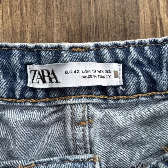 Zara Blue Jeans - Picture 3 of 6